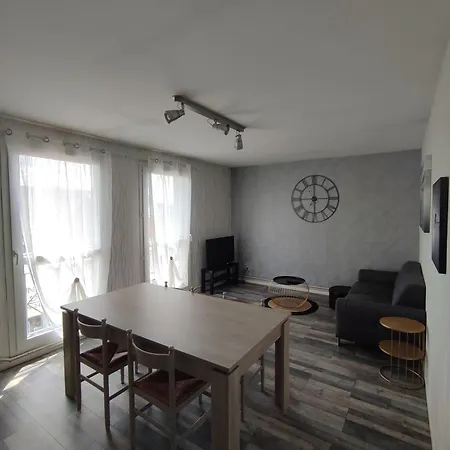Lens, Bel Appartement Lumineux Spacieux En Centre Ville 3 Chambres Buitenkant foto